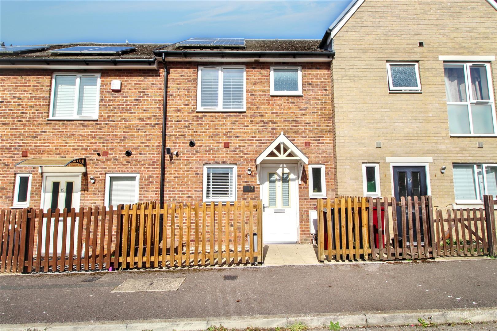 3 bed property in Leven Street, Reading